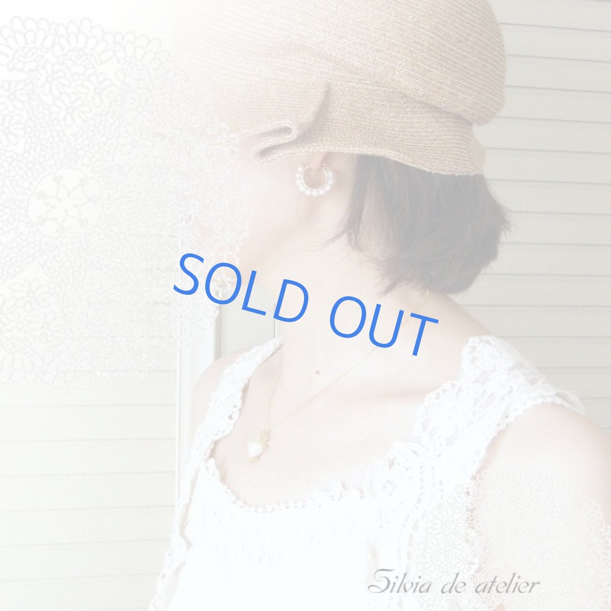 画像2: ホワイト淡水パール ミニフープピアス (2)